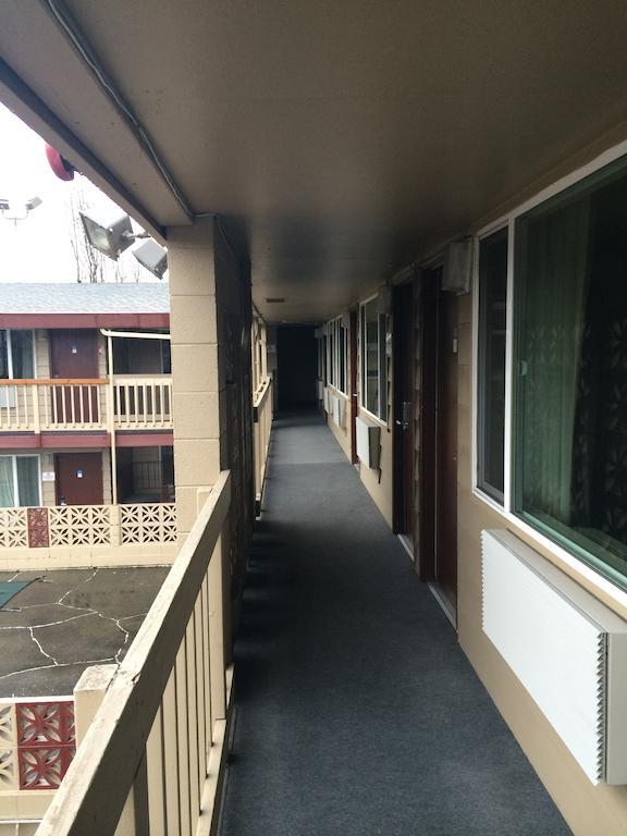 Banfield Motel Portland Exterior foto